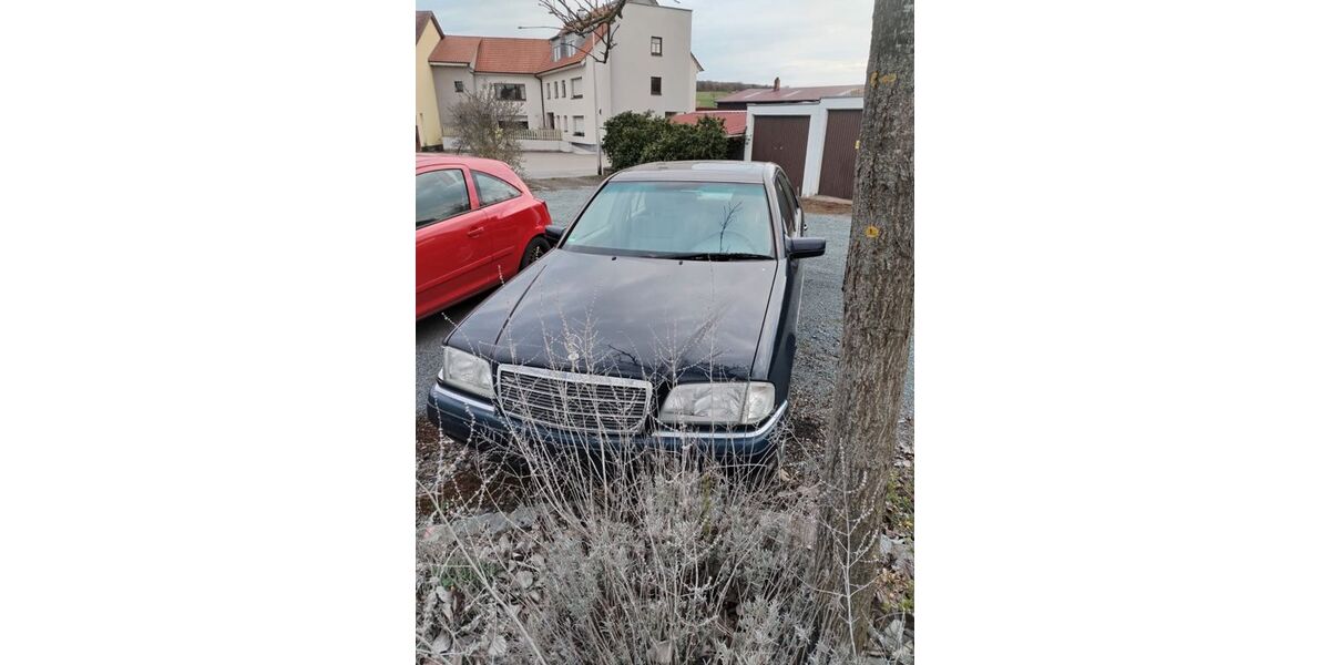 Mercedes-Benz 190 155.000 km 1.600 &euro; Aidhausen 97491