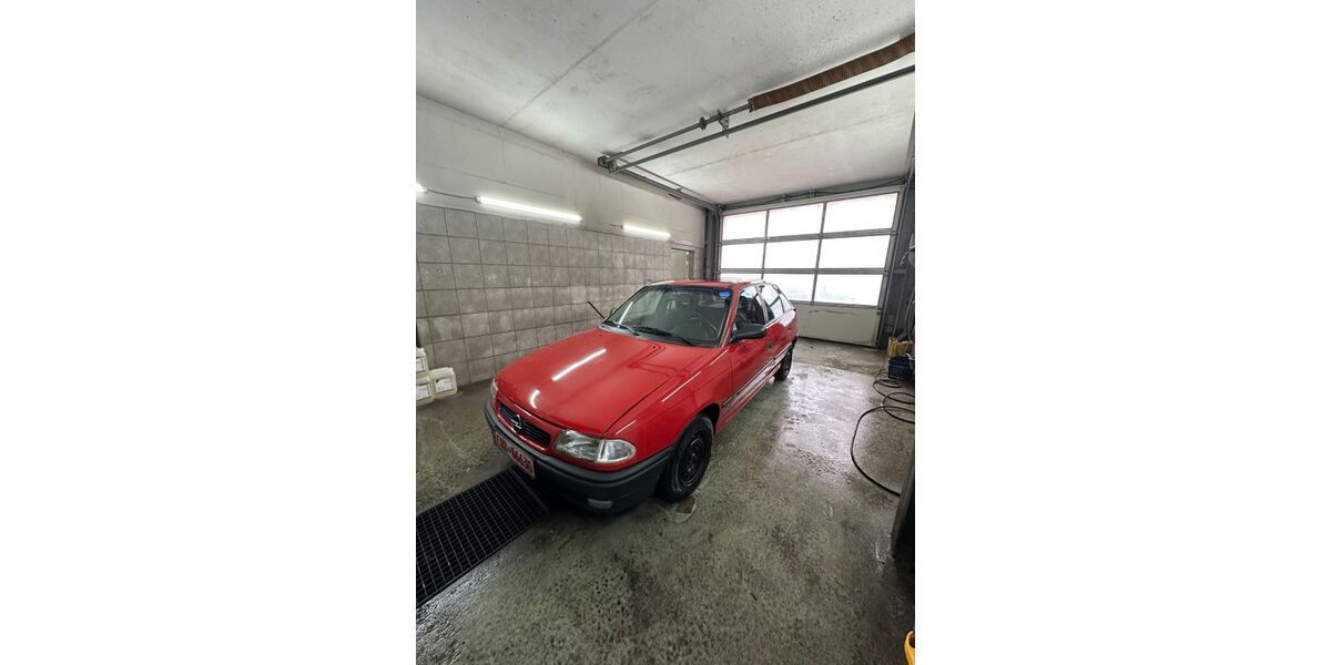 Opel Astra 116.057 km 2.000 &euro; Brensbach 64395