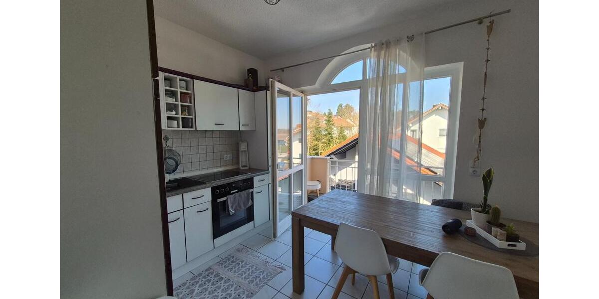 Dachgeschoßwohnung Arnstorf - 2 Zimmer, 55 m&sup2;, 500&euro; | Angebot:25432210