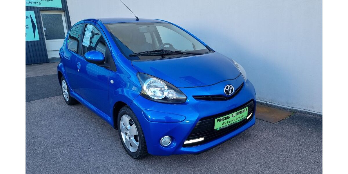 Toyota Aygo (X) 41.551 km 6.750 &euro; Schönebeck 39218