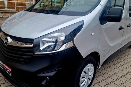 Opel Vivaro 159.500 km 15.490 &euro; Leipzig 04328