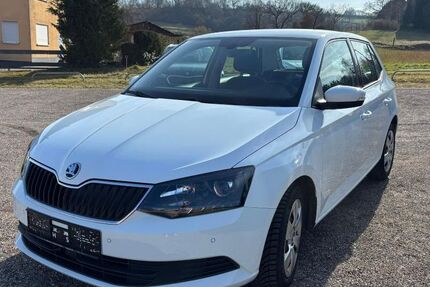 Skoda Fabia 99.750 km 7.690 &euro; Spalt 91174
