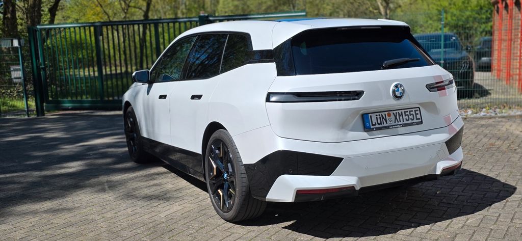 BMW iX 28.000 km 44.900 &euro; Lünen 44532