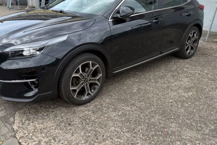 Kia XCeed 125.000 km 15.999 &euro; Dortmund 44459