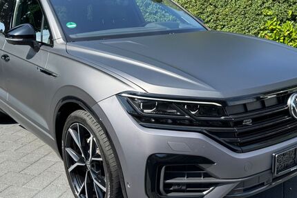 VW Touareg 158.200 km 40.000 &euro; Löhne 32584