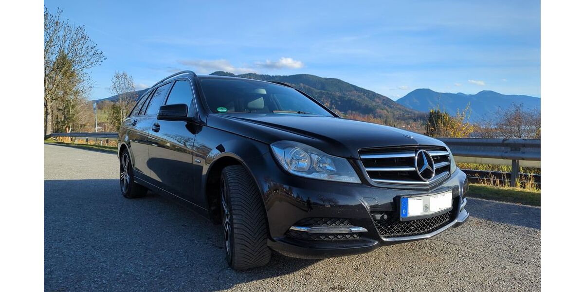 Mercedes-Benz C 180 118.000 km 11.900 &euro; Tegernsee 83684
