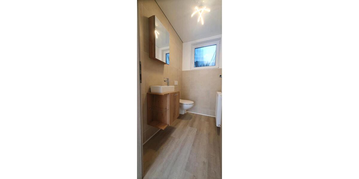 Einfamilienhaus Zweibrücken - 4.5 Zimmer, 150 m&sup2;, 1.300&euro; | Angebot:25639532