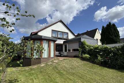 Haus zum Kaufen in Peine 339.000 € 185 m² 8 zimmer