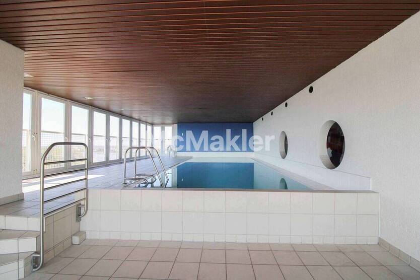 Exklusives Wohnen über den Dächern Kölns- Penthouse mit Weitblick & Wellnesszugang