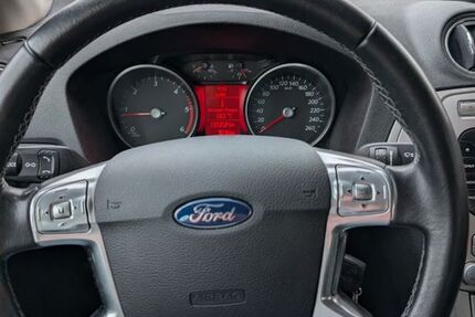 Ford Mondeo 194.000 km 3.000 &euro; Siegburg 53721