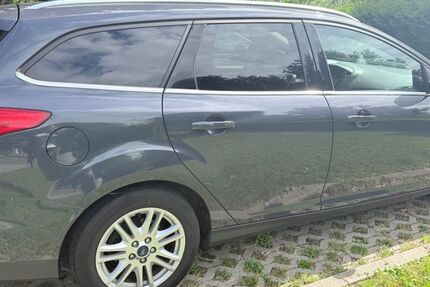 Ford Focus 212.690 km 3.000 &euro; Peine 31224