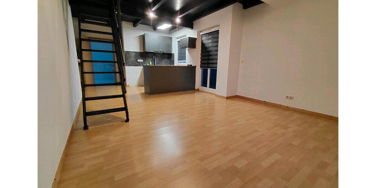 Dachgeschoßwohnung Wallersdorf - 2 Zimmer, 41 m&sup2;, 400&euro; | Angebot:26546186