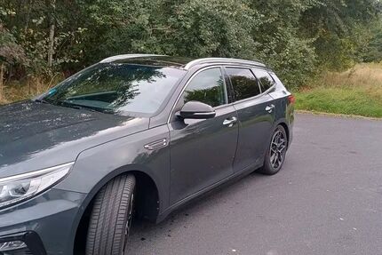 Kia Optima 208.000 km 12.000 € Neuhäusel 56335