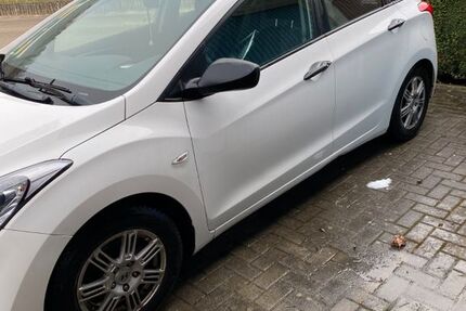 Hyundai i30 166.000 km 6.250 &euro; Sipplingen 78354