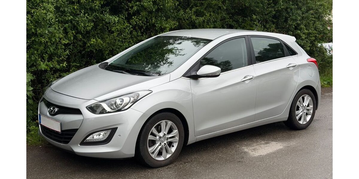 Hyundai i30 67.000 km 7.499 &euro; Kolbermoor 83059