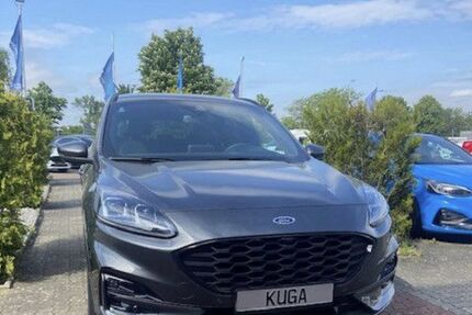Ford Kuga 13.300 km 26.100 &euro; Mannheim 68219