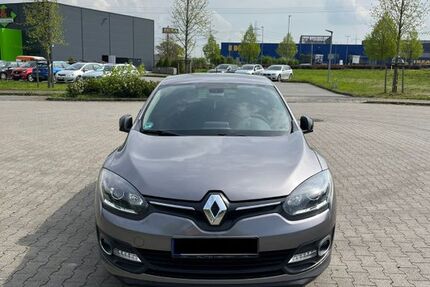 Renault Megane 122.521 km 5.500 &euro; Willich 47877
