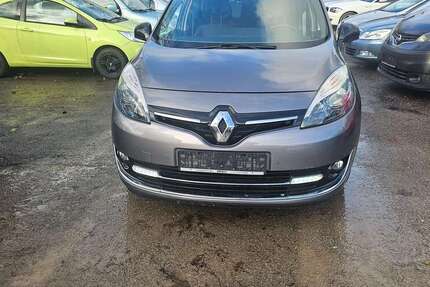 Renault Scenic 123.000 km 7.200 &euro; Stuttgart 70376