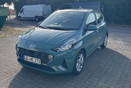 Hyundai i10 10.057 km 17.690 &euro; Sachsenheim 74343
