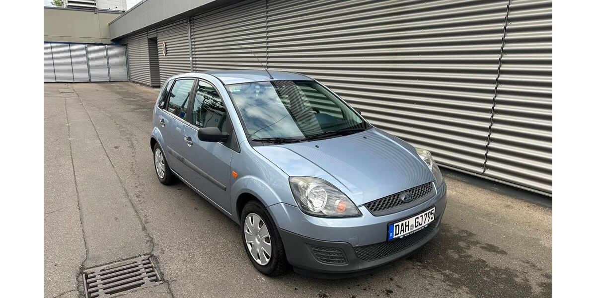 Ford Fiesta 69.500 km 4.300 &euro; Neusäß 86356