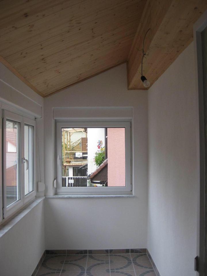 Gepflegte Doppelhaushälfte in zentraler Lage – Nähe Schwabengalerie, ideal für Paare oder Expats zimmer