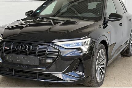 Audi e-tron 28.129 km 35.999 &euro; Oberlungwitz 09353