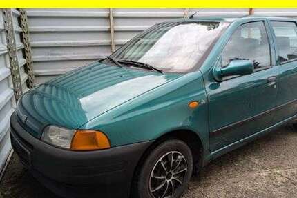 Fiat Punto 133.960 km 350 &euro; Lübeck 23556