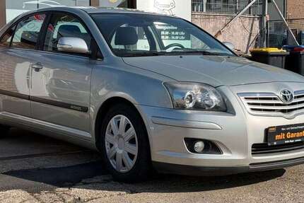 Toyota Avensis 66.000 km 6.490 &euro; Euskirchen 53881