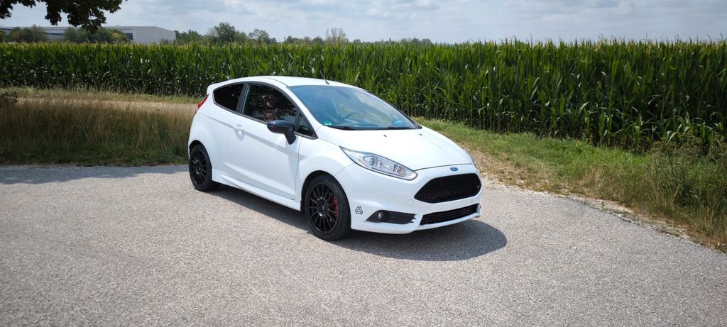 Ford Fiesta 179.747 km 7.500 &euro; Weng 84187