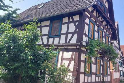 Haus Kandel - 4.5 Zimmer, 168 m&sup2;, 275.000&euro; | Angebot:26233947