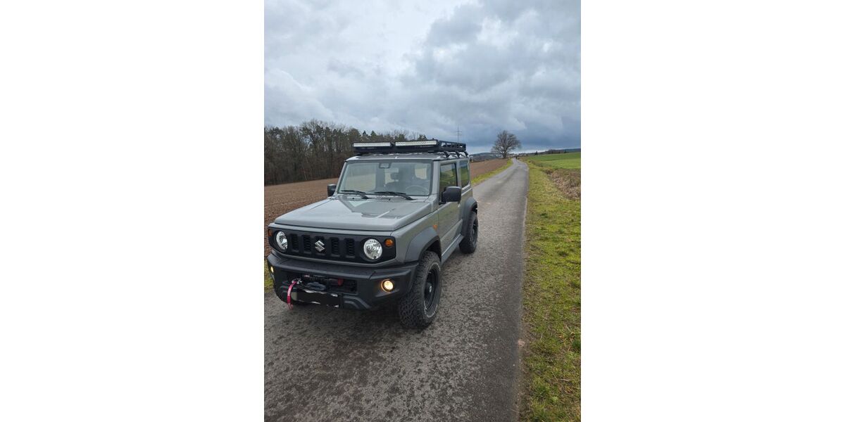 Suzuki Jimny 17.000 km 31.900 &euro; Oberaurach 97514