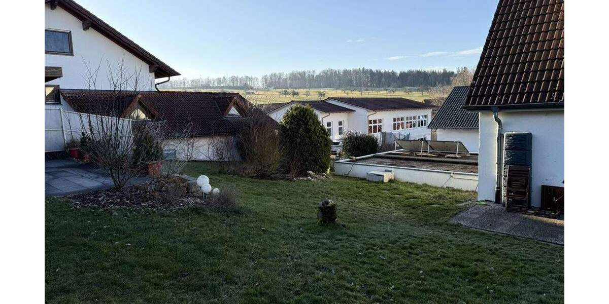 Doppelhaushälfte Bad Urach Wittlingen - 5 Zimmer, 146 m&sup2;, 395.000&euro; | Angebot:25678600