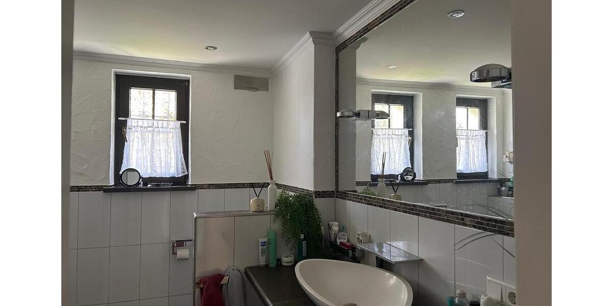 Erdgeschoßwohnung Arnsberg Rusch - 3 Zimmer, 147 m&sup2;, 1.300&euro; | Angebot:26019154