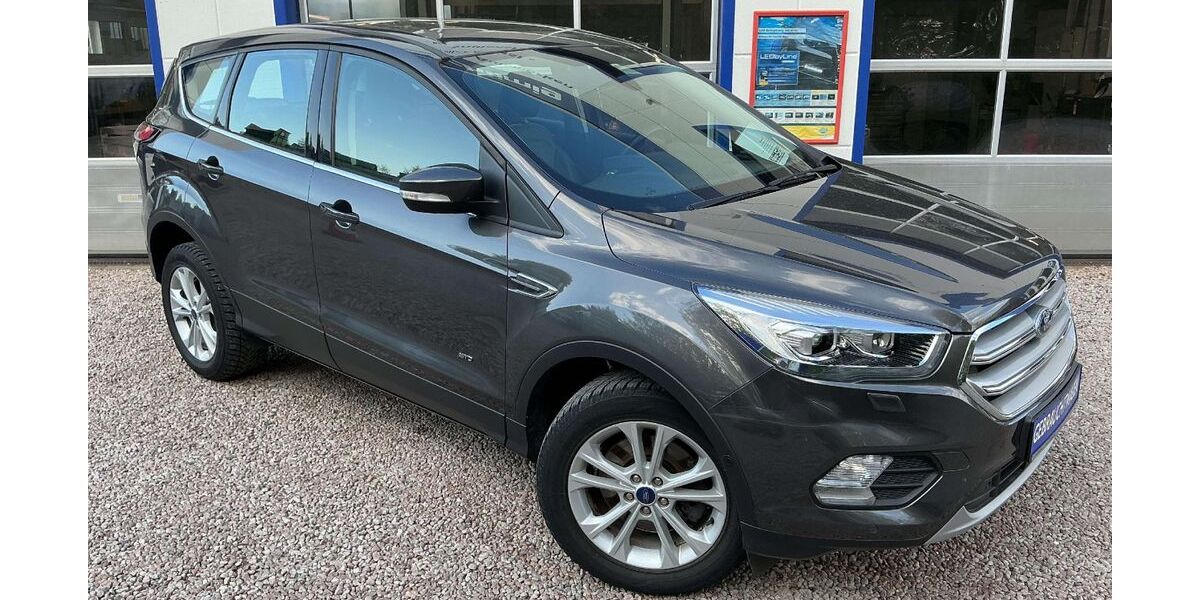 Ford Kuga 94.010 km 13.950 &euro; Lensahn 23738