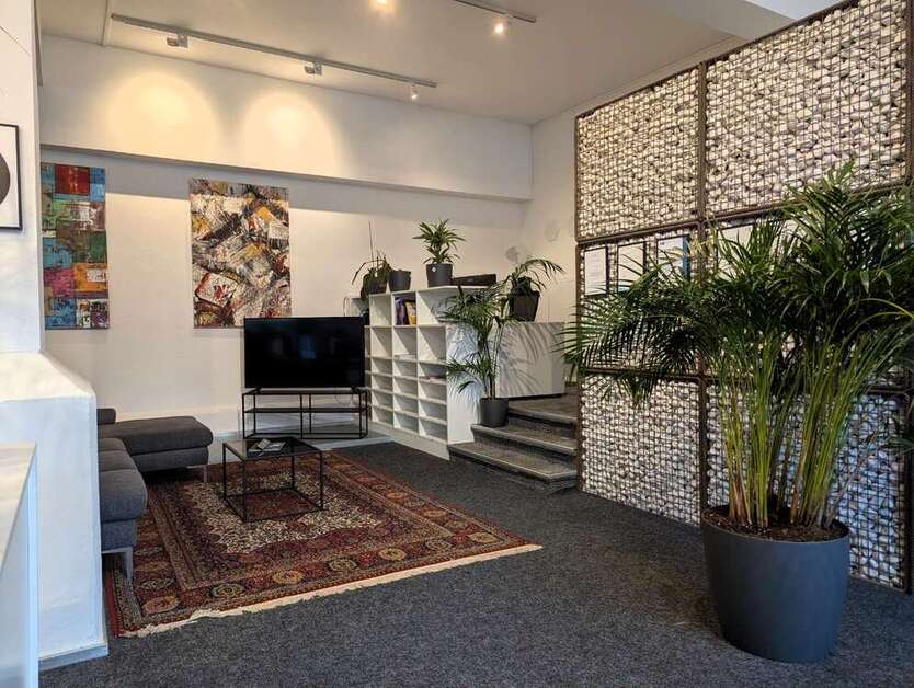 Büro in Krefeld 2.400 € 228 m²