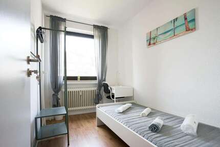 Zimmer Düsseldorf Wersten - 449&euro; | Angebot:27344465