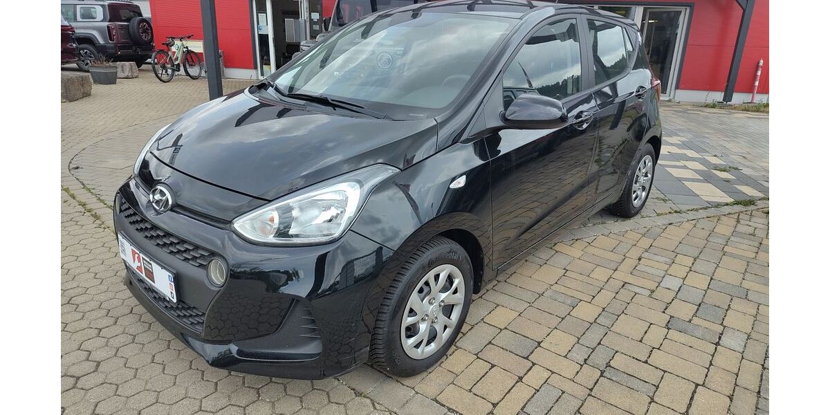 Hyundai i10 27.600 km 10.890 &euro; Pleinfeld 91785