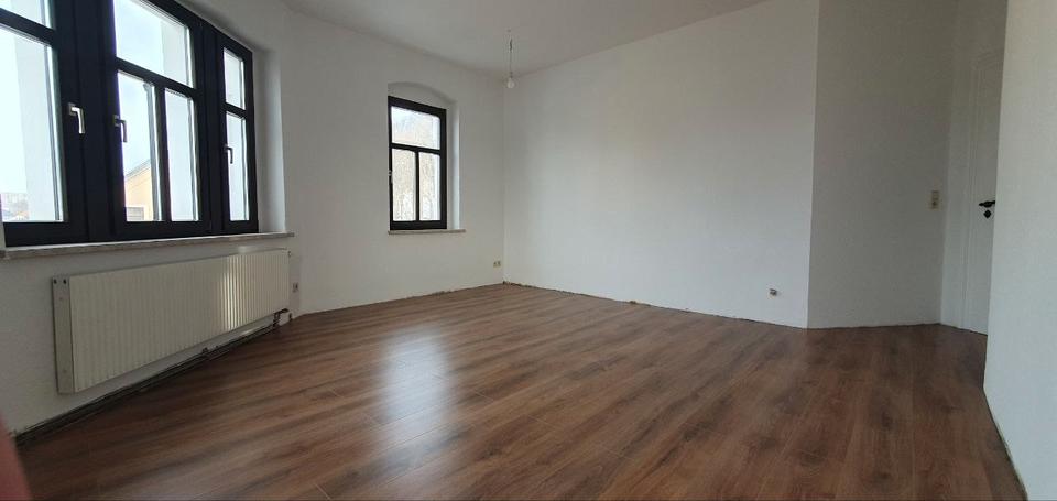 Dachgeschoßwohnung Hainichen - 3 Zimmer, 80 m&sup2;, 500&euro; | Angebot:26652970