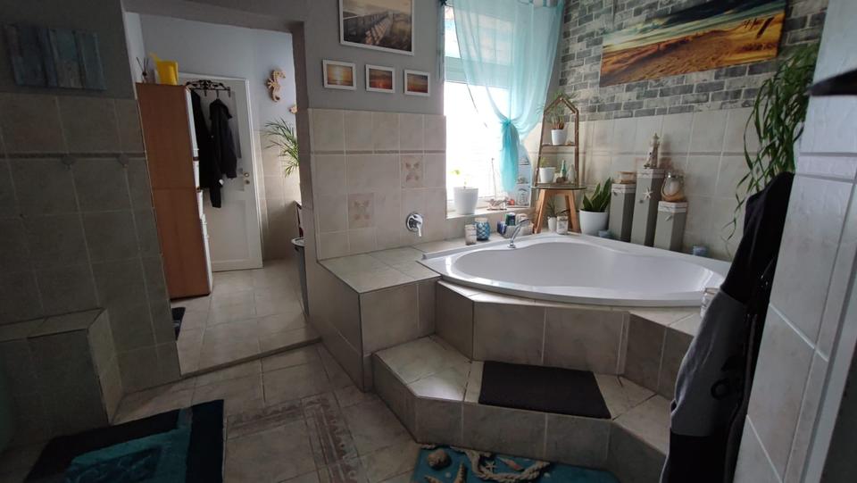 Reihenhaus Güstrow - 5 Zimmer, 140 m&sup2;, 215.000&euro; | Angebot:27038820
