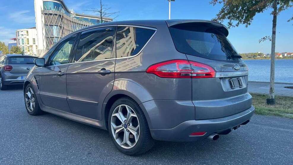 Ford S-Max 239.920 km 6.490 € Rostock 18069