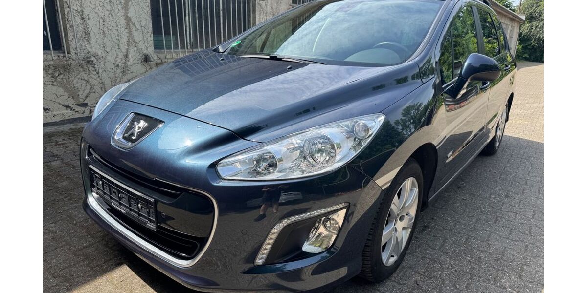 Peugeot 308 71.000 km 6.950 &euro; Mönchengladbach 41069
