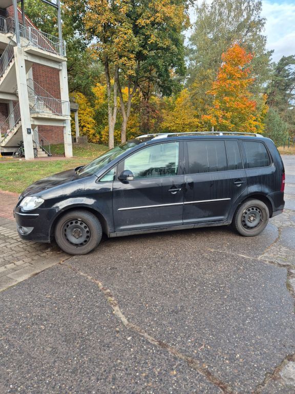 VW Touran 286.000 km 2.700 € Salzwedel 29410