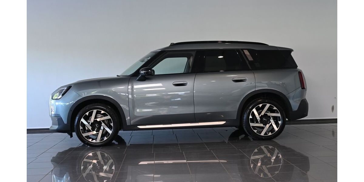 Mini Countryman C (Cooper) 57.947 km 31.750 &euro; Paderborn 33100
