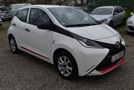 Toyota Aygo (X) 59.000 km 7.900 &euro; Herbertingen 88518