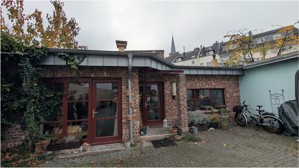Freistehendes Einfamilienhaus mit Garten in Düsseldorf Heerdt 4 zimmer