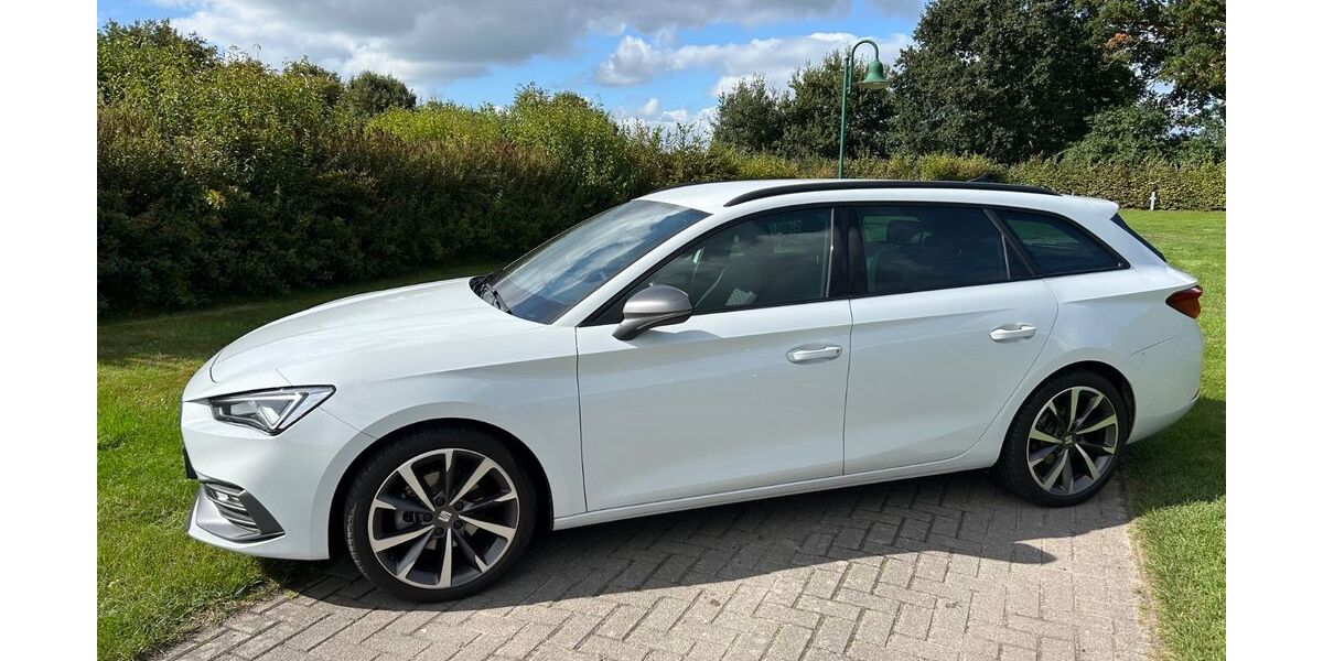 Seat Leon 15.000 km 27.400 &euro; Varel 26316