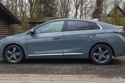 Hyundai IONIQ 75.500 km 14.500 &euro; Sundern 59846