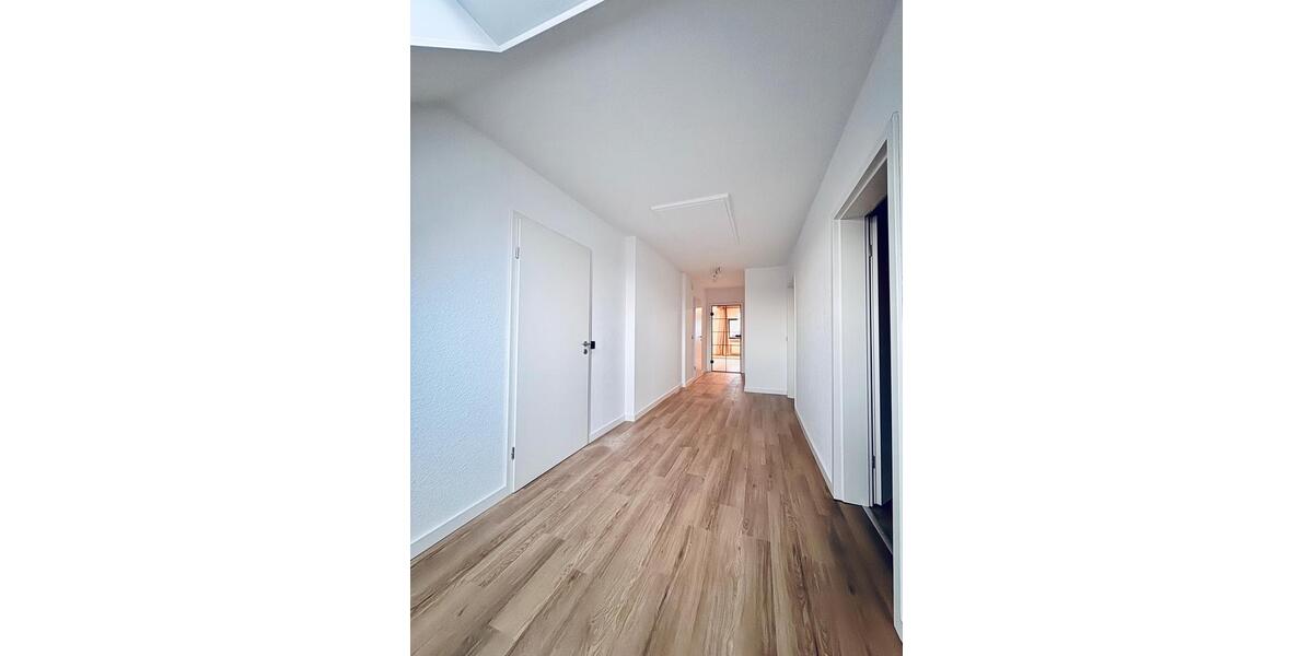 Dachgeschoßwohnung Attendorn - 2 Zimmer, 93 m&sup2;, 780&euro; | Angebot:25514531