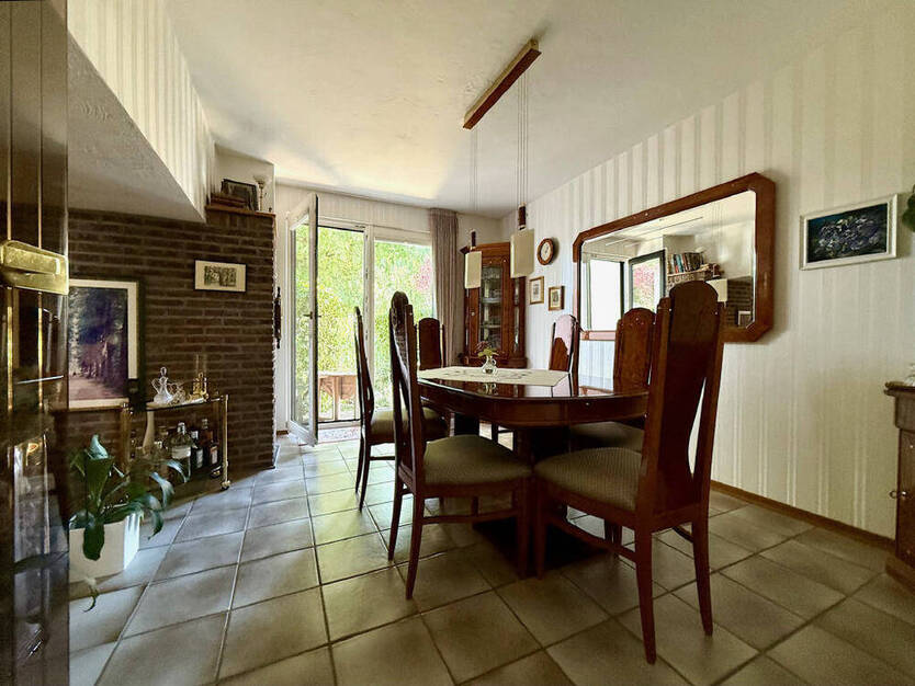FröndenbergRuhr: Split-Level-Einfamilienhaus in bevorzugter Wohnlage - Ein echtes Liebhaberstück!