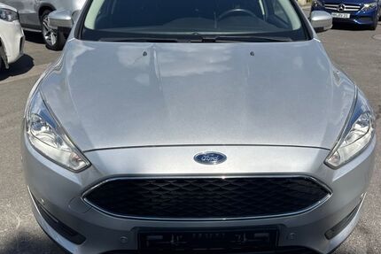 Ford Focus 110.000 km 9.999 &euro; Lüdenscheid 58511
